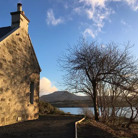Dunvegan Castle Keepers Cottage Exterior photo